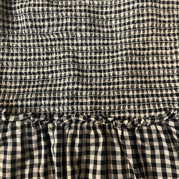 Old Navy Cute Checkered Summer Top - Picture 2 of 3